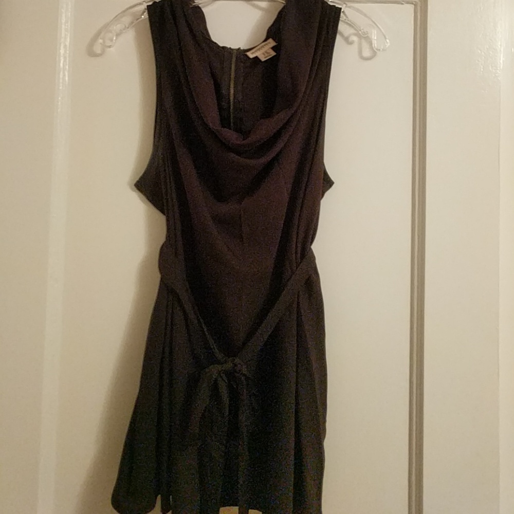 Black Sleeveless Maternity Top